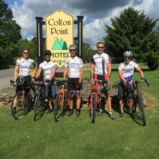 Colton Point Motel Wellsboro Kültér fotó