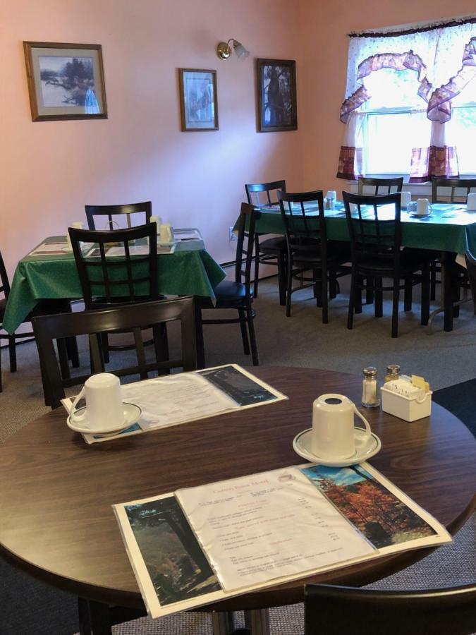 Colton Point Motel Wellsboro Kültér fotó